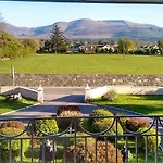 Shepherds 3* Killarney