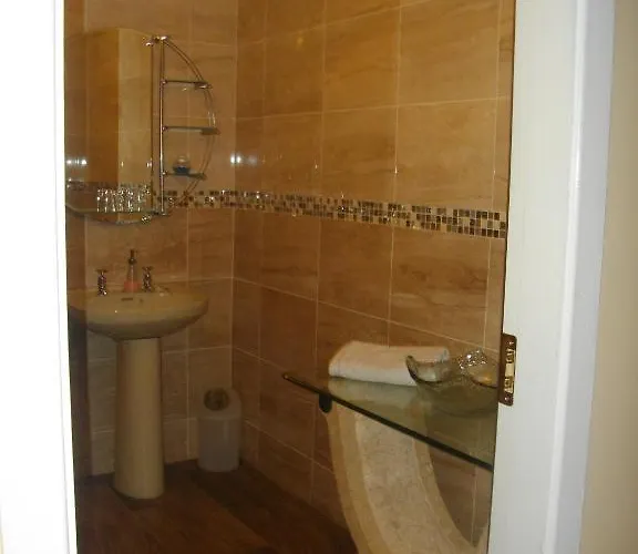 Shepherds Bed & Breakfast 3*